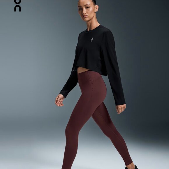 On Running Active Tights- Maroon - Picture 3 of 6